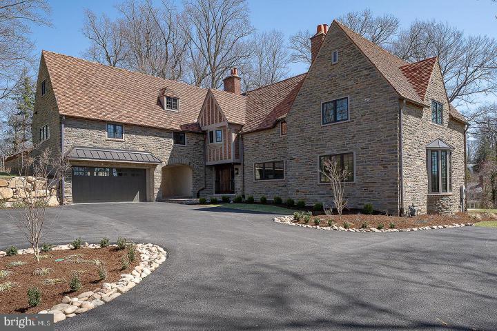 Photo of 201 S Spring Mill Road