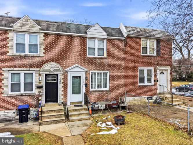 Photo of 251 W 22nd Street