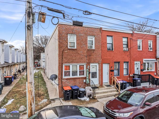 Photo of 206 Broomall Street
