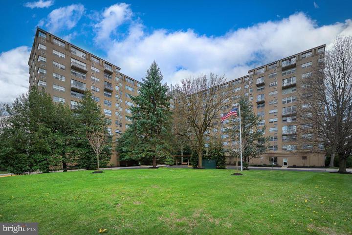 Photo of 1030 E Lancaster Ave 128