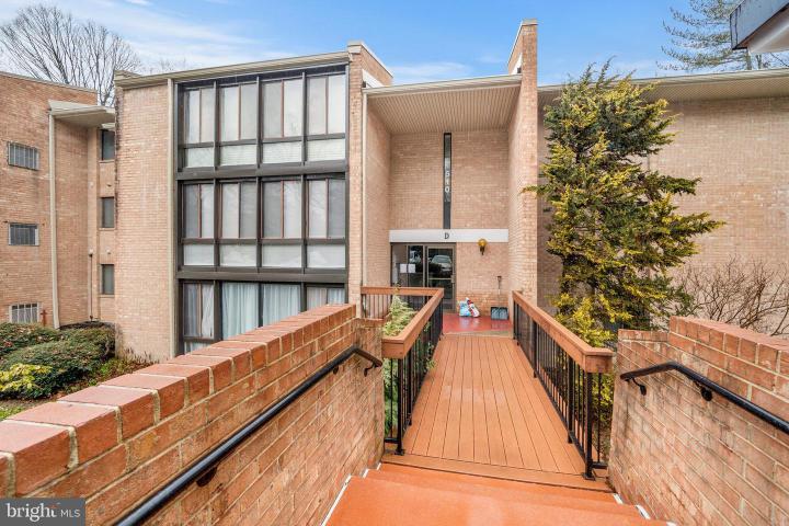 Photo of 510 N Lemon Street D4