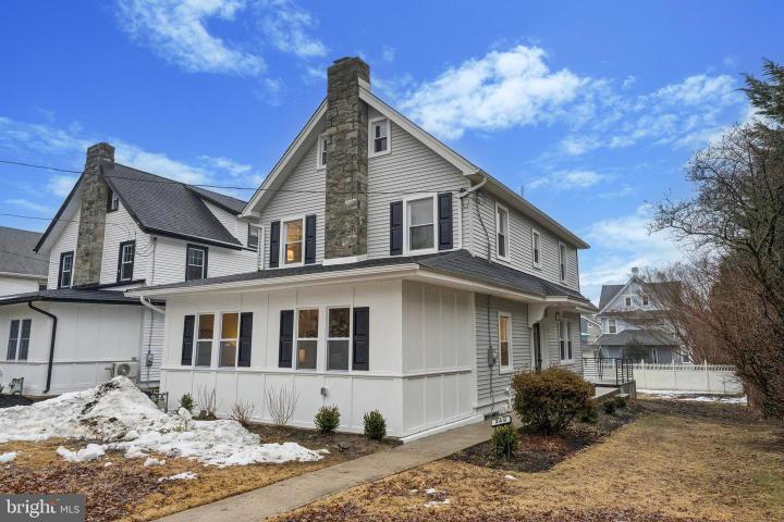 Photo of 249 Brookline Boulevard