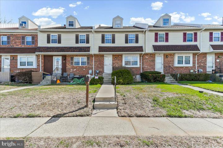 Photo of 15 Colonial Circle