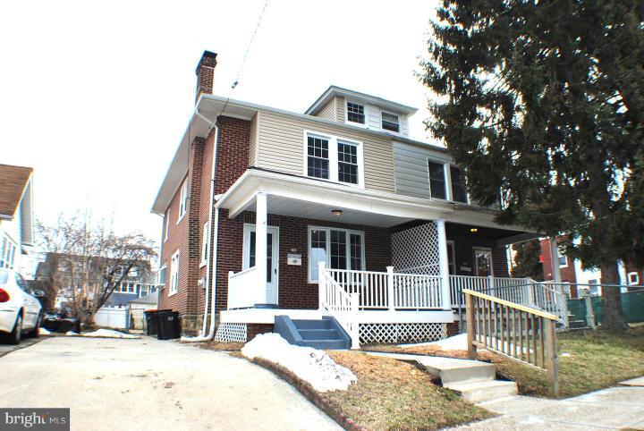 Photo of 125 E Avon Road