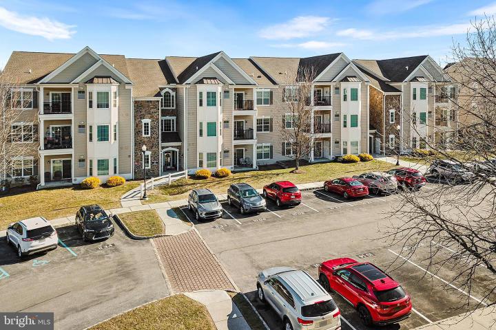 Photo of 1022 Creekside Drive