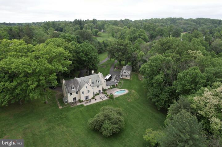 Photo of 846 Maplewood Road