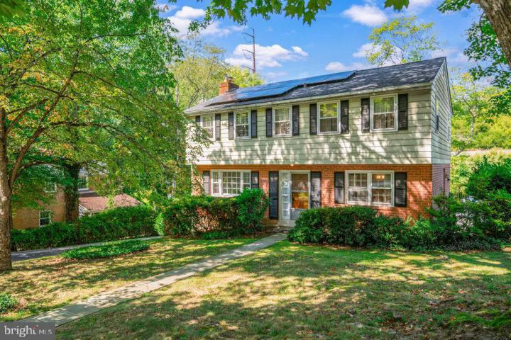 Photo of 18 Springhouse Lane