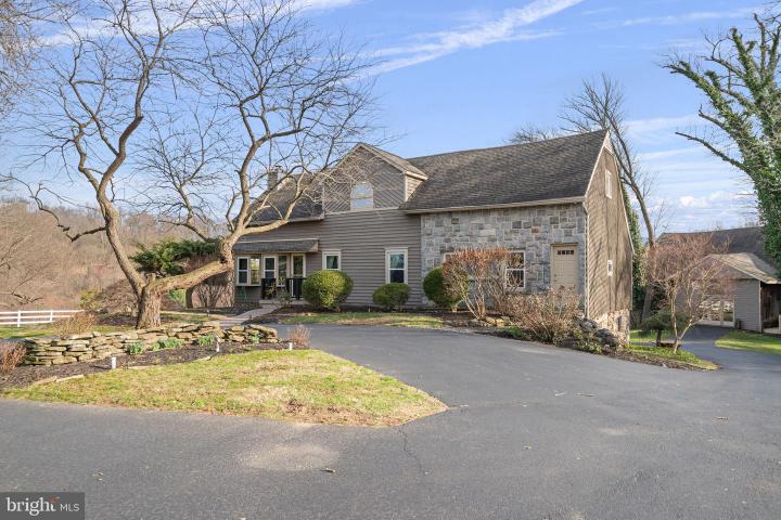 Photo of 19 Memel Drive, Thornton PA