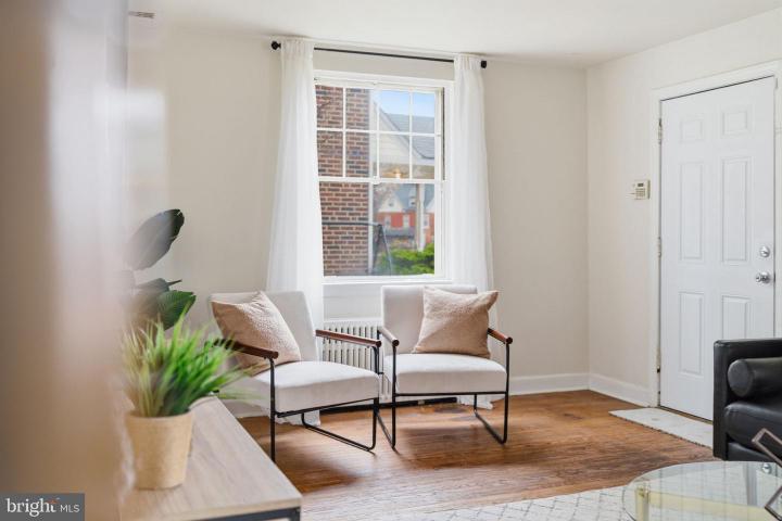 Photo of 725 Irvington Place