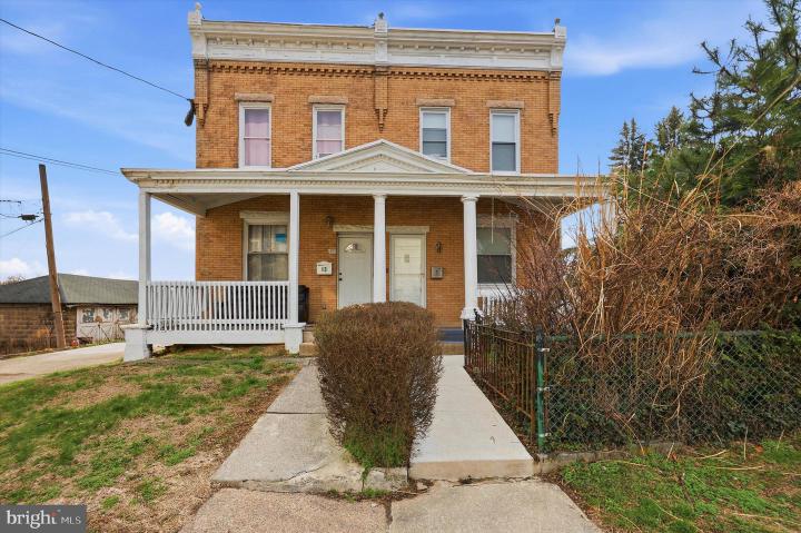 Photo of 15 S Front Street