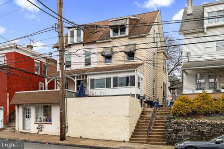 Photo of 409 S Springfield Road