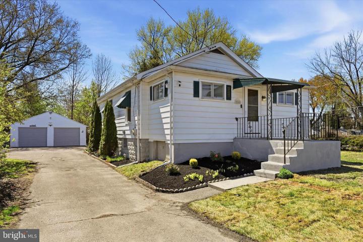 Photo of 524 Bethel Avenue