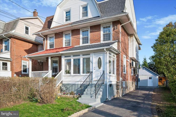 Photo of 801 Ardmore Avenue