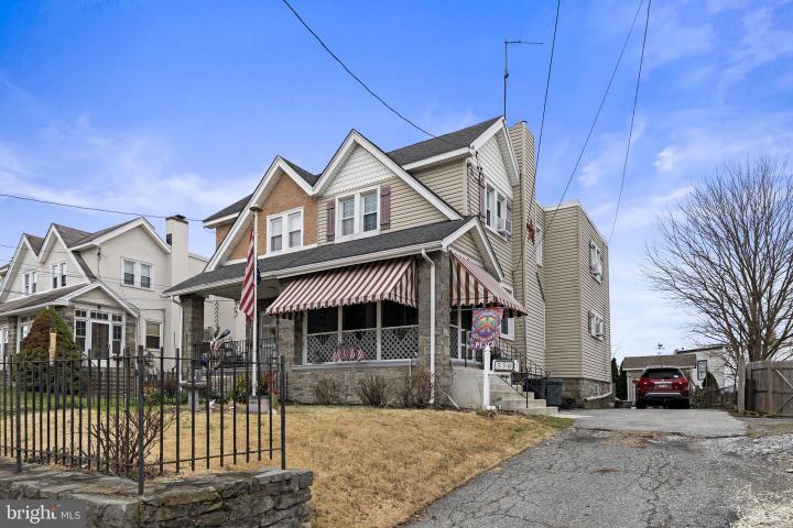 Photo of 330 Burmont Road