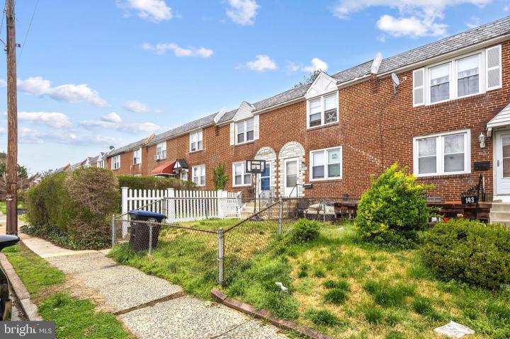 Photo of 141 W 21st Street