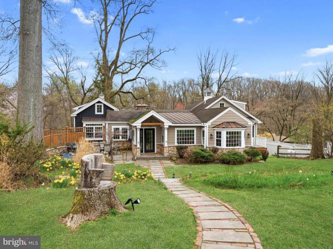 Photo of 71 W Sproul Road