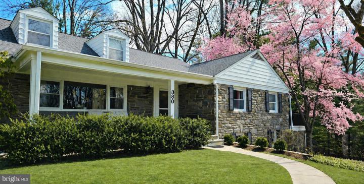 Photo of 380 Sycamore Mills Road