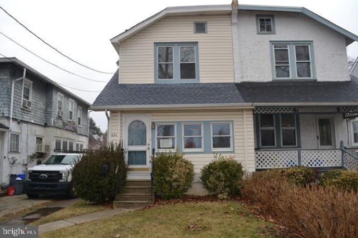 Photo of 631 10th Avenue