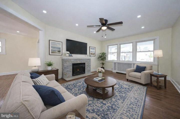 Photo of 3638 Rosemont Avenue