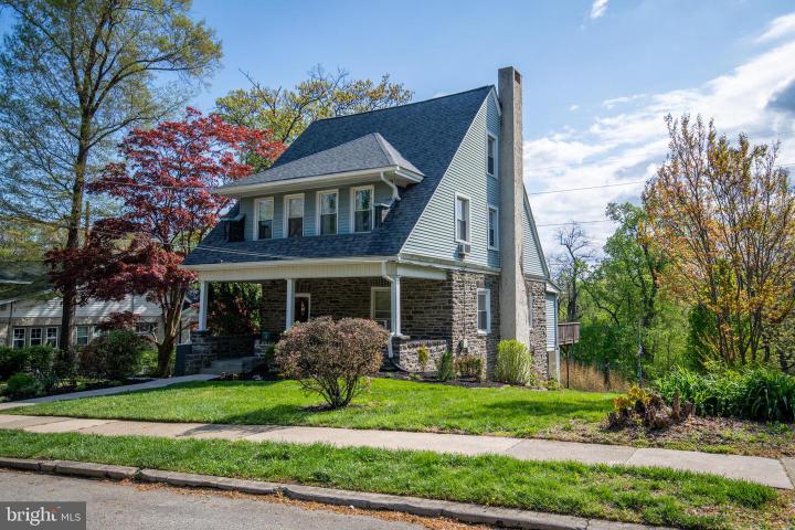 Photo of 803 Grove Place