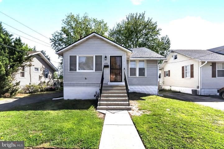 Photo of 236 Winona Avenue