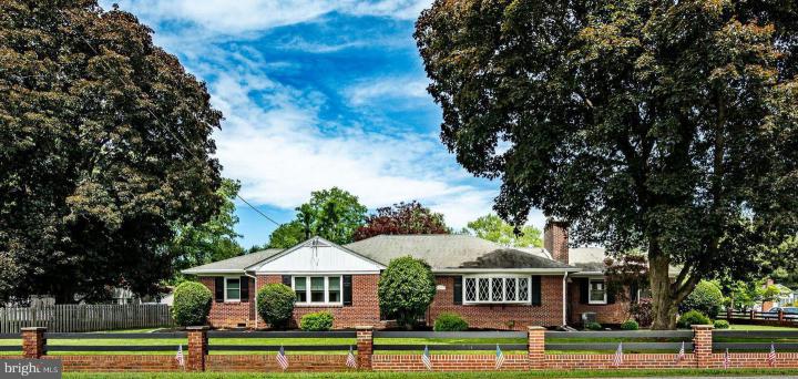 Photo of 2207 Naamans Creek Road