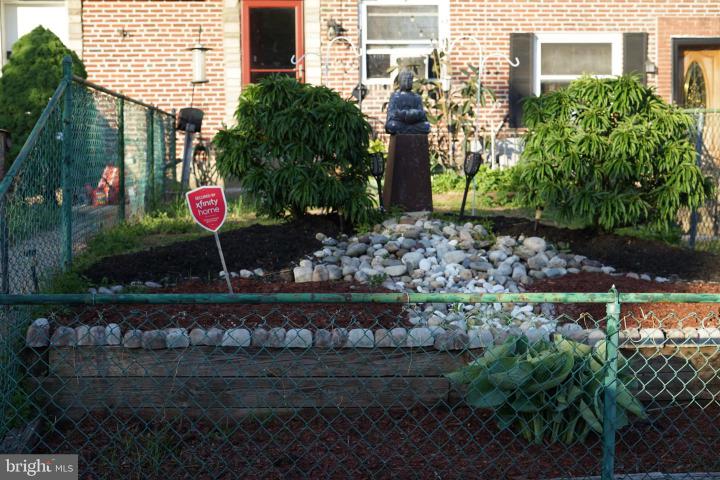 Photo of 735 Grant Road
