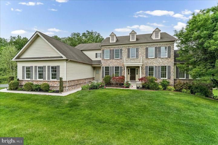 Photo of 13 Evergreen Place