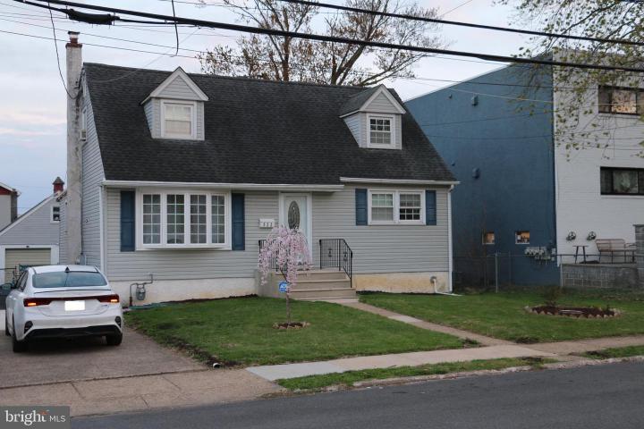 Photo of 922 Lawnton Terrace, Glenolden PA