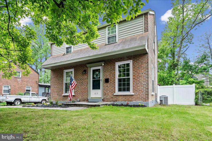 Photo of 819 South Avenue