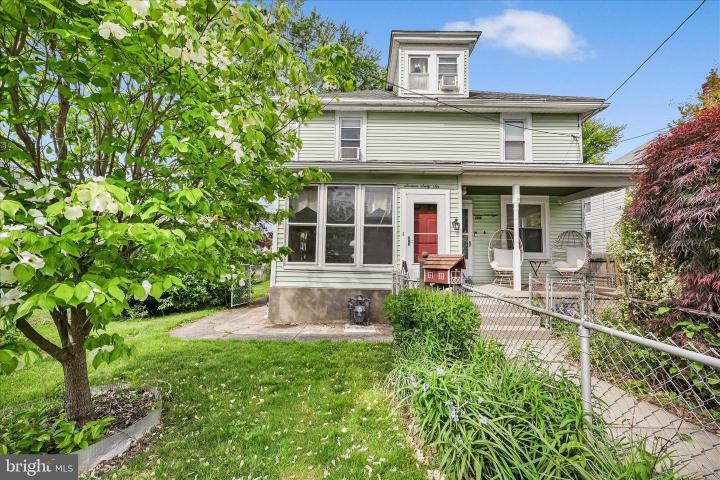 Photo of 1666 Ward Street