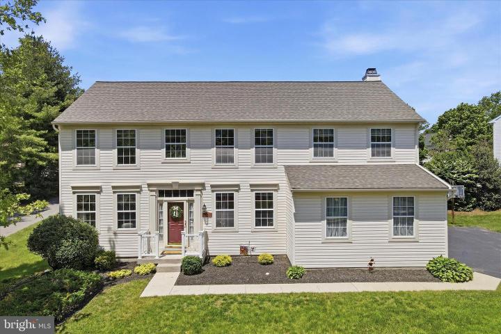 Photo of 713 Iris Lane