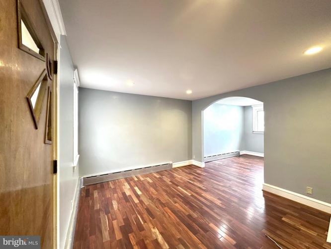 Photo of 613 Copley Road