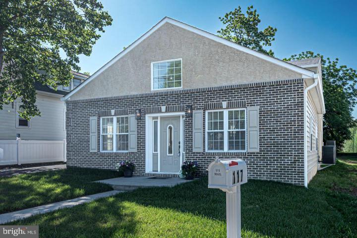 Photo of 117 Washington Avenue, Upper Chichester PA