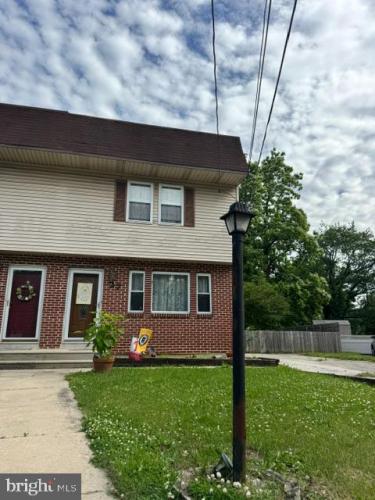 Photo of 27 S Woodland Avenue