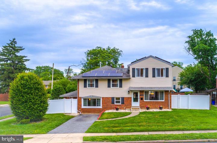 Photo of 2928 Larkspur Lane, Secane PA