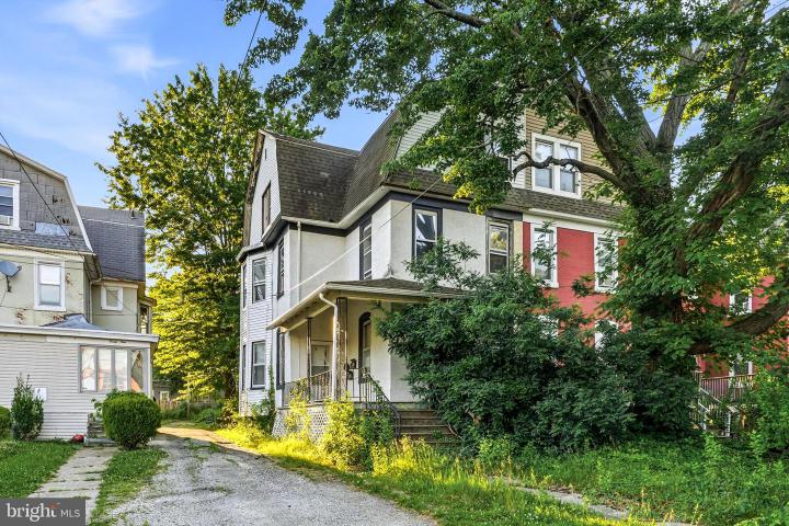 Photo of 25 N Wycombe Avenue, Lansdowne PA
