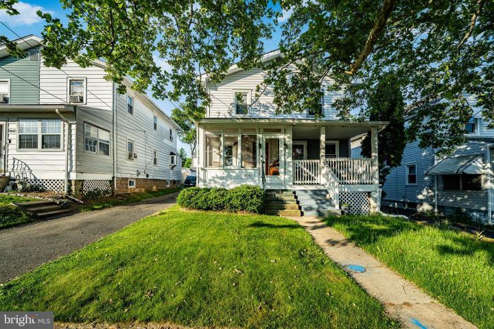 Photo of 4941 Greenwood Street