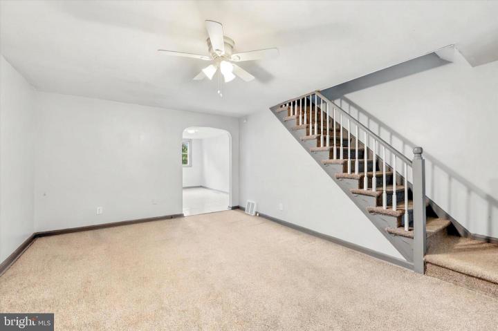 Photo of 19 W 21st Street