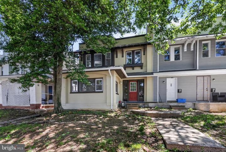 Photo of 37 E Mowry Street