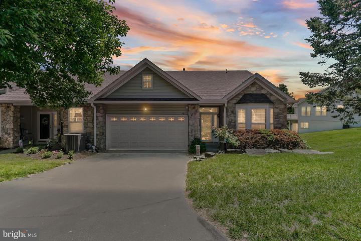 Photo of 1489 Palmer Dr, Springfield PA