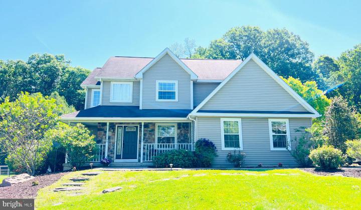 Photo of 952 Valleybrook Road