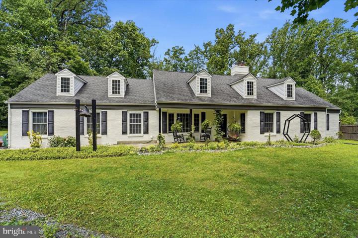 Photo of 2993 N Providence Road