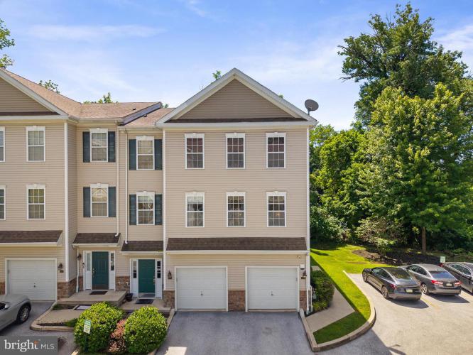 Photo of 14 Hillview Circle