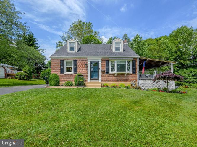Photo of 214 Parkview Drive