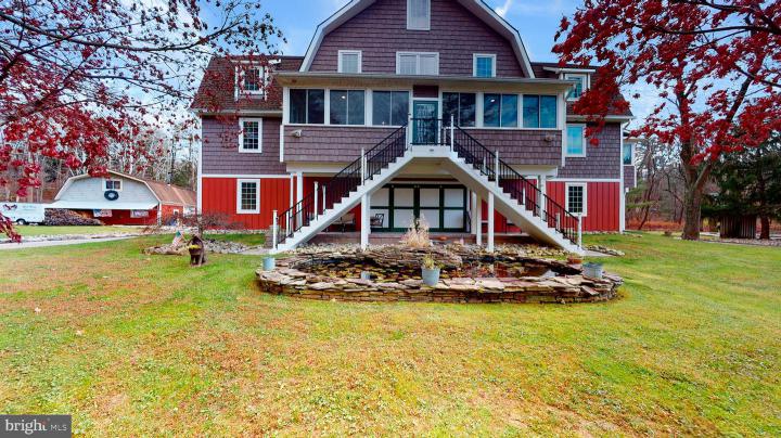 Photo of 901 Crum Creek Rd