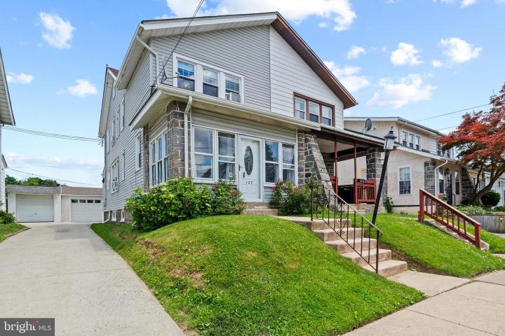Photo of 127 S Eagle Road, Havertown PA