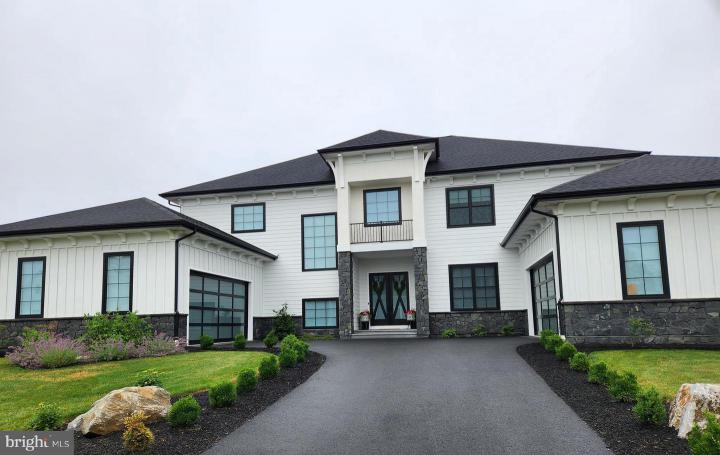Photo of 415 Hempfield Hill, Columbia PA
