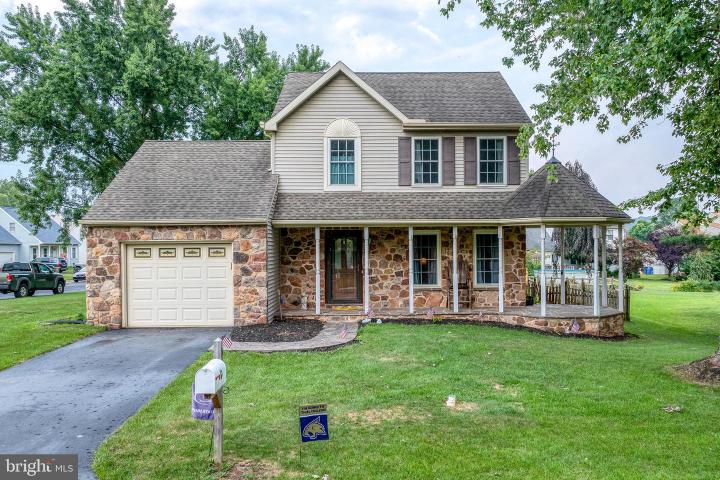 Photo of 50 Hollow Road, Reinholds PA