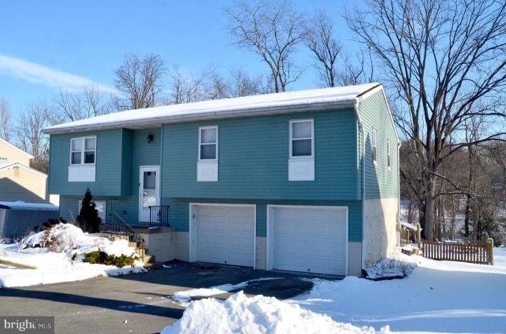 Photo of 2544 Valley Drive, Lancaster PA